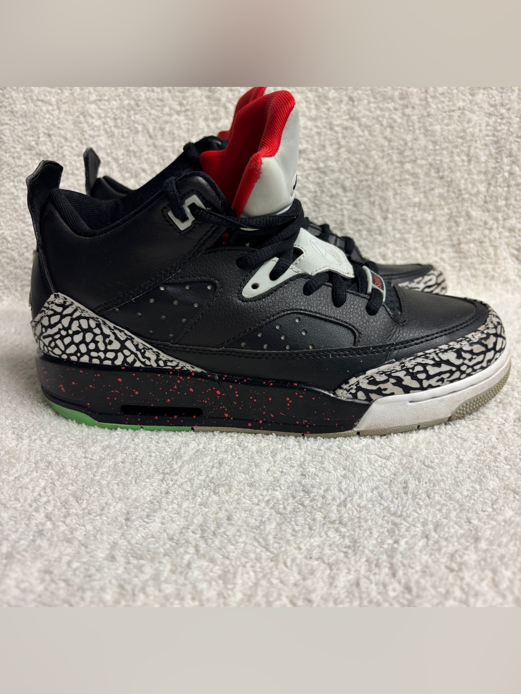 Jordan Black White And Red Retro Basketball Sneakers